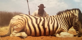 hunt-Rodrigo Lopezsainz with his zebra